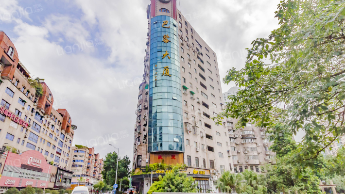 巴黎大厦外景图