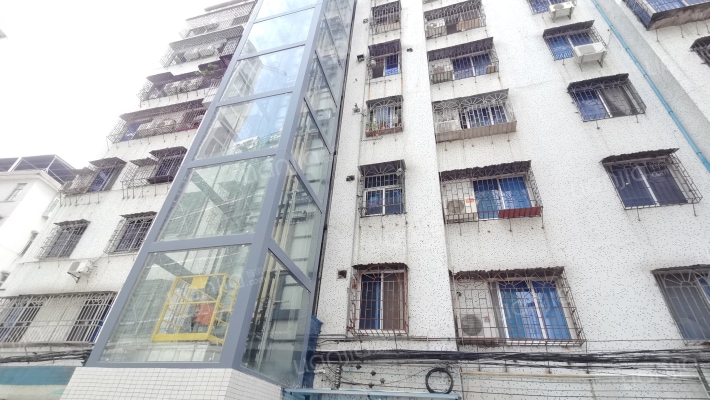 路桥宿舍外景图