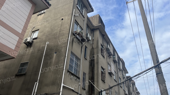 小川东四弄外景图