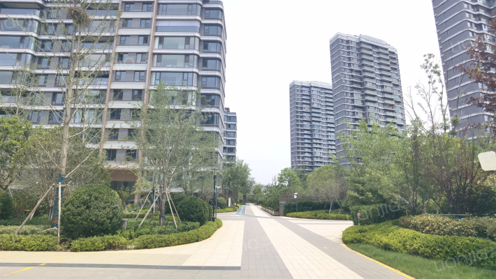 愉樾天成B地块外景图