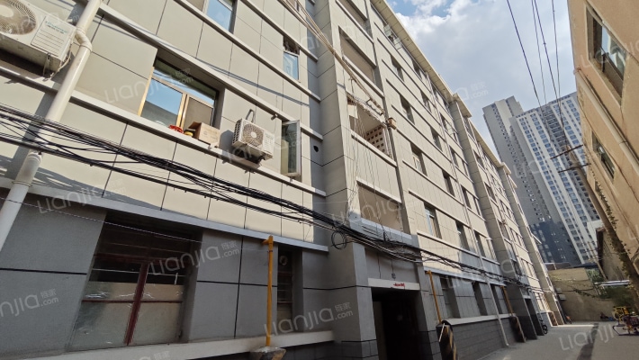 兰州市三十三中家属楼外景图