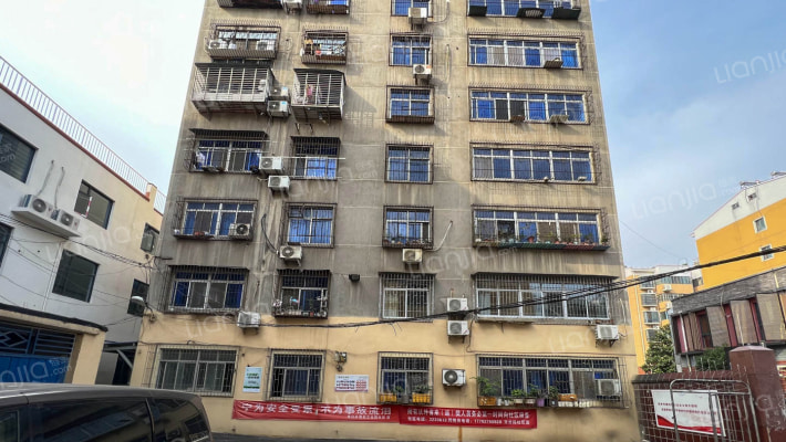 樊西海军家属院外景图