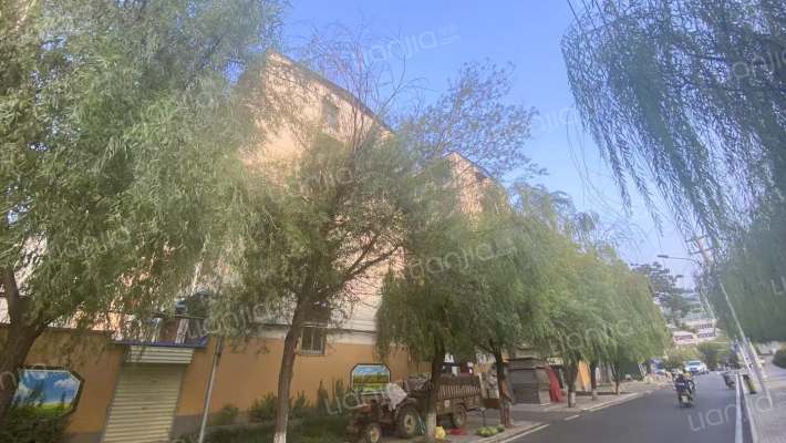 西顺河街地税局家属院外景图