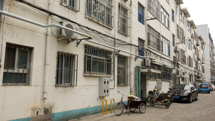 寒亭一中家属院外景图