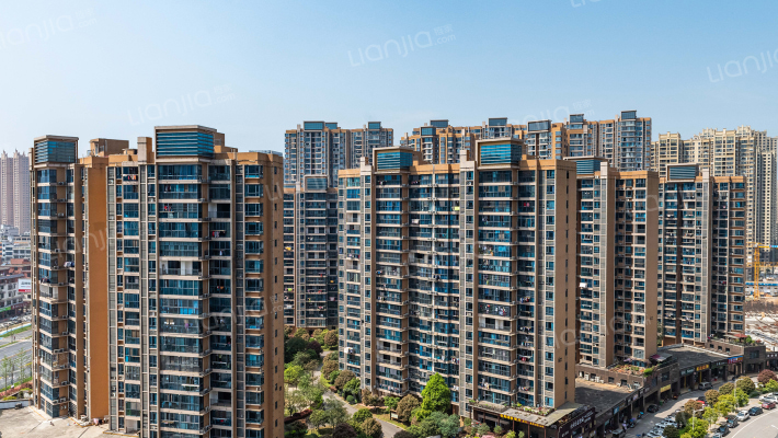 金色阳光家园外景图