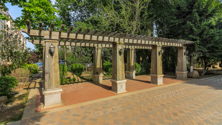 金越逸墅蓝湾外景图