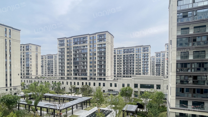 博盛华庭外景图