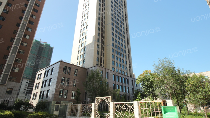 润伟国际大厦外景图