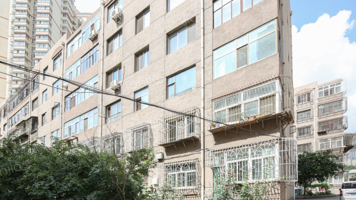 甘肃省电研所家属院外景图