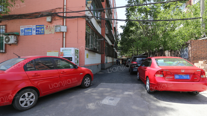 太原供电分公司建设北路宿舍外景图
