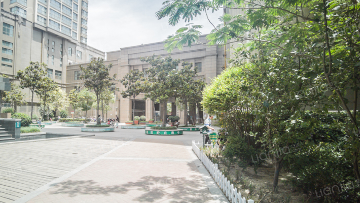 世纪家园外景图