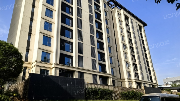 明信雲珑府外景图