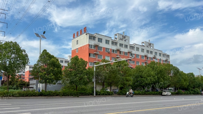 天方药业公租房住宅小区外景图