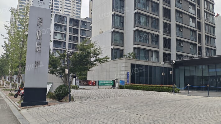 九龙仓·翠樾庭外景图