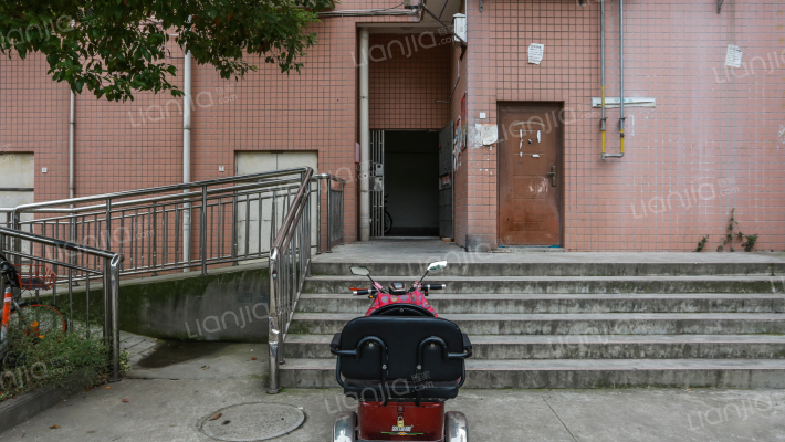 乔营还建房小区外景图