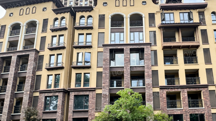 高尔夫精英名城外景图