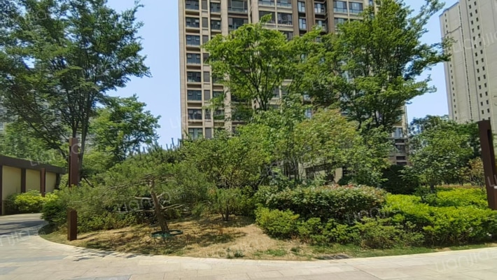 城发长江瑞城外景图