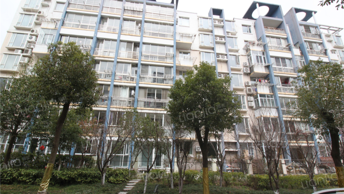 怡景湾长江新城二期外景图