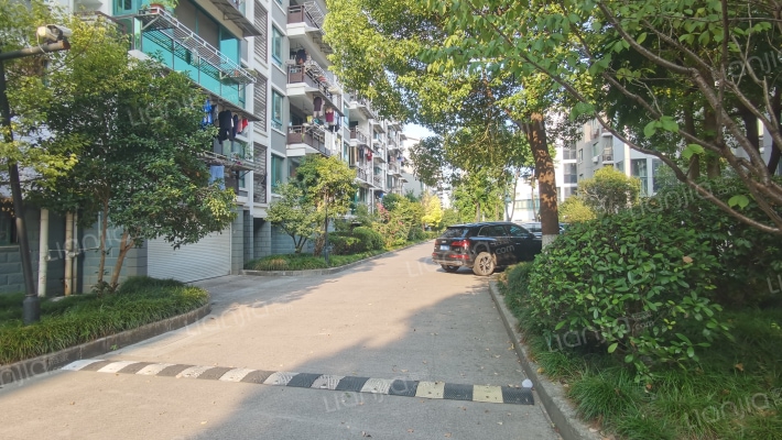 临江佳苑外景图