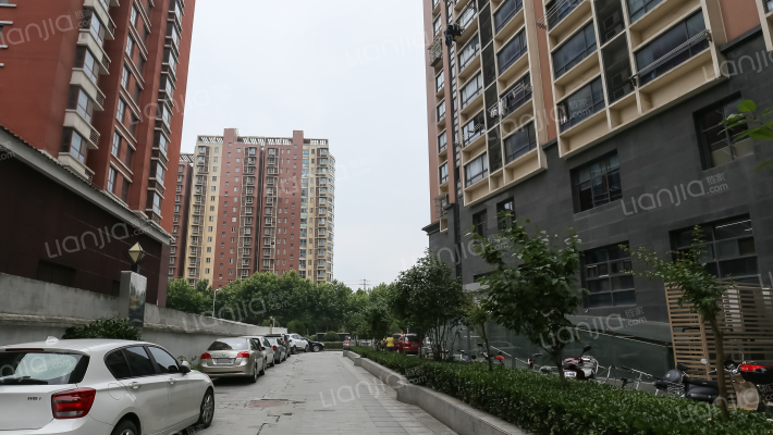 辰龙雅苑外景图