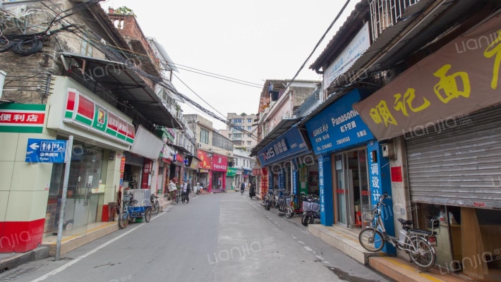 东圃大马路外景图