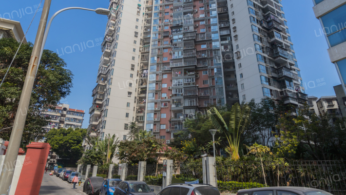 鸿山新村外景图