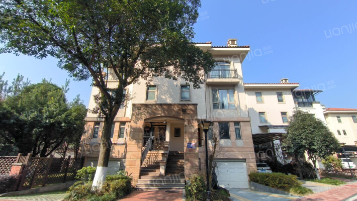 中天托斯卡纳22组团外景图