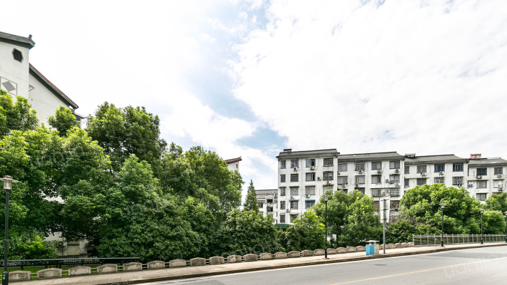 绍兴鉴湖新村越城房价怎么样鉴湖新村越城房源户型图小区车位交通地址