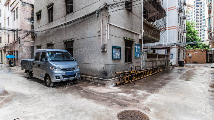 河滨花园外景图