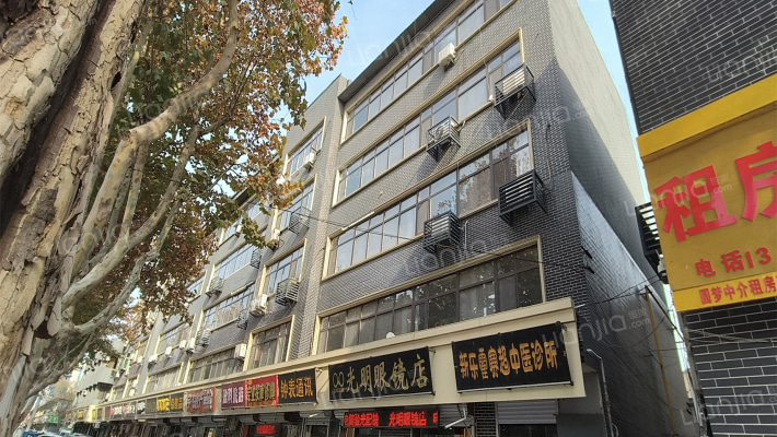 饮食服务楼小区外景图