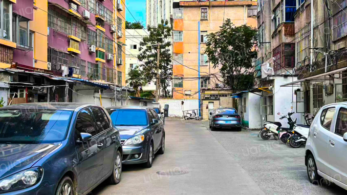 公园南路32号外景图