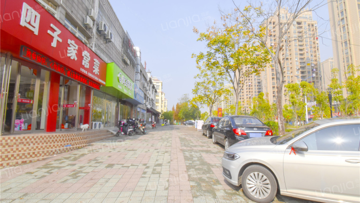 东方翡翠南苑外景图