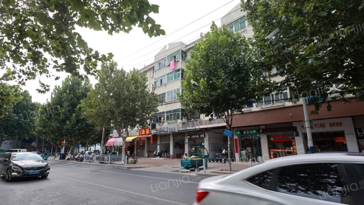 石塘路回收公司恢复楼外景图