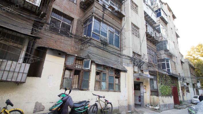 新郑路134号院外景图