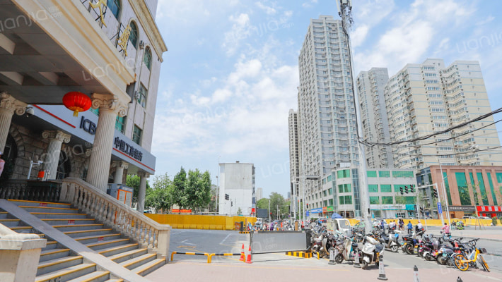 科技大厦外景图