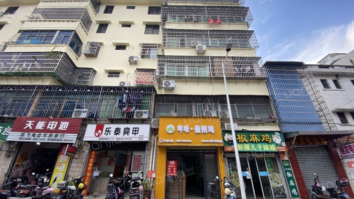 华美公寓外景图