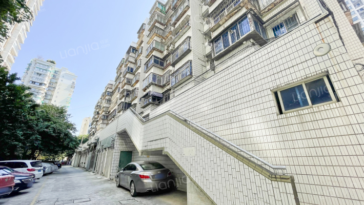 温泉公寓外景图