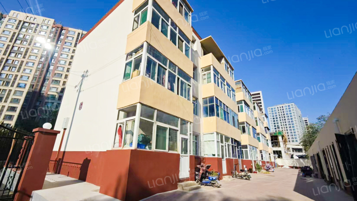 火车站宿舍外景图