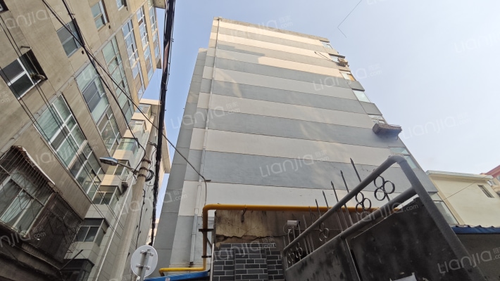 棉麻家属院外景图