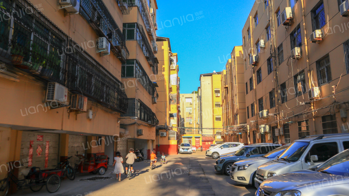 新郑市供销社家属院外景图