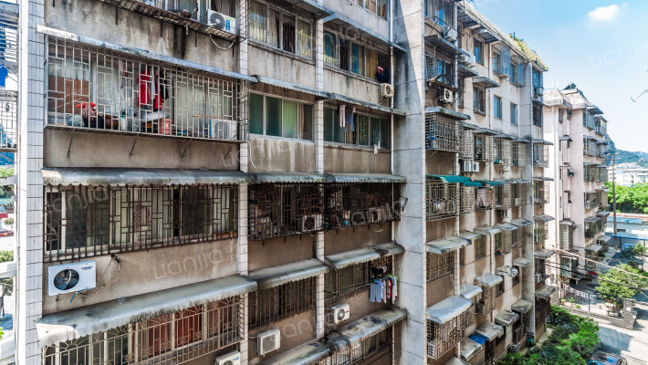 凤东小区外景图