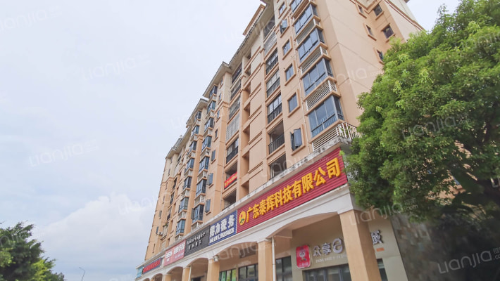 奥米茄花园外景图