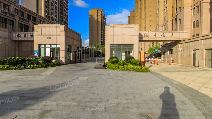 翰香景庭外景图