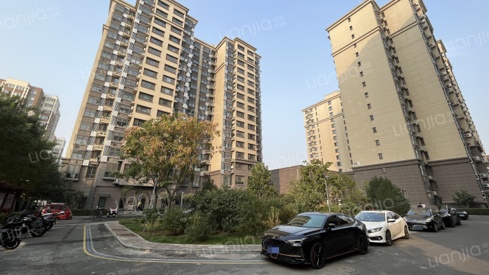 京粮悦谷首城南区外景图