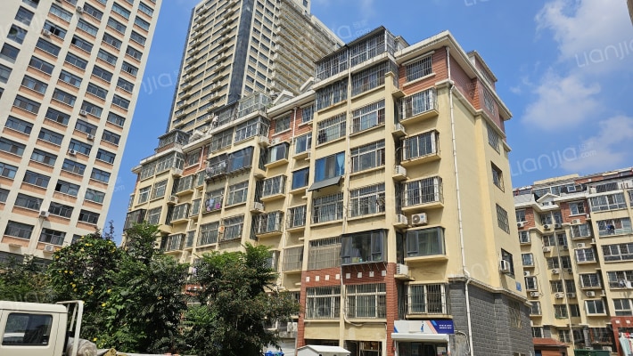 泰山家园外景图