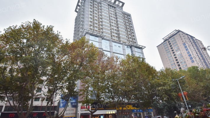 云天大厦外景图