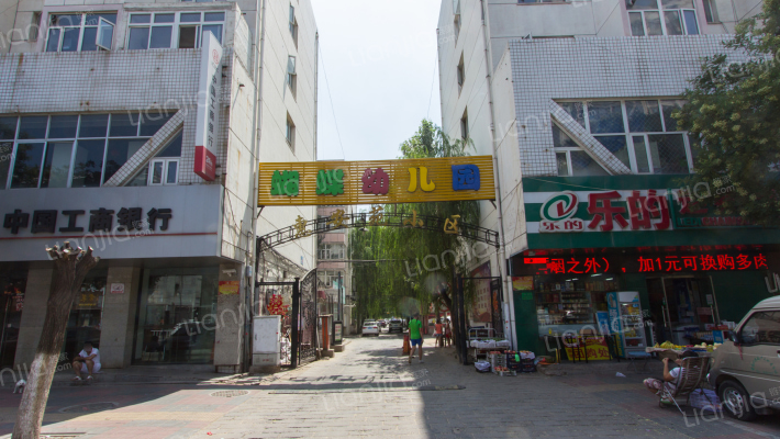 惠安苑小区外景图