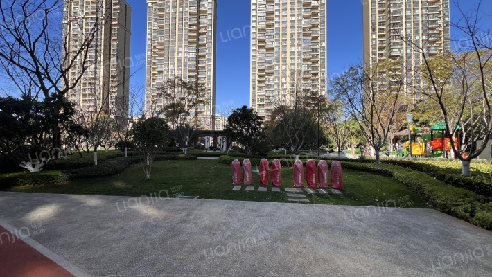 万科翡翠滨江一期外景图