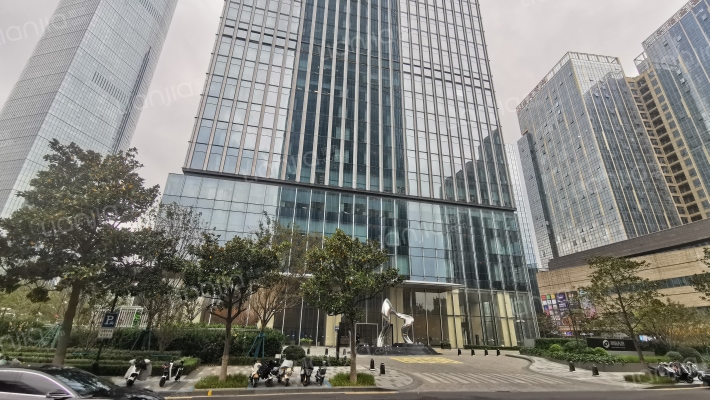 中海大厦外景图