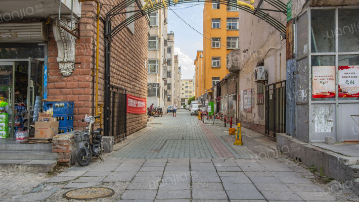 新苑小区外景图